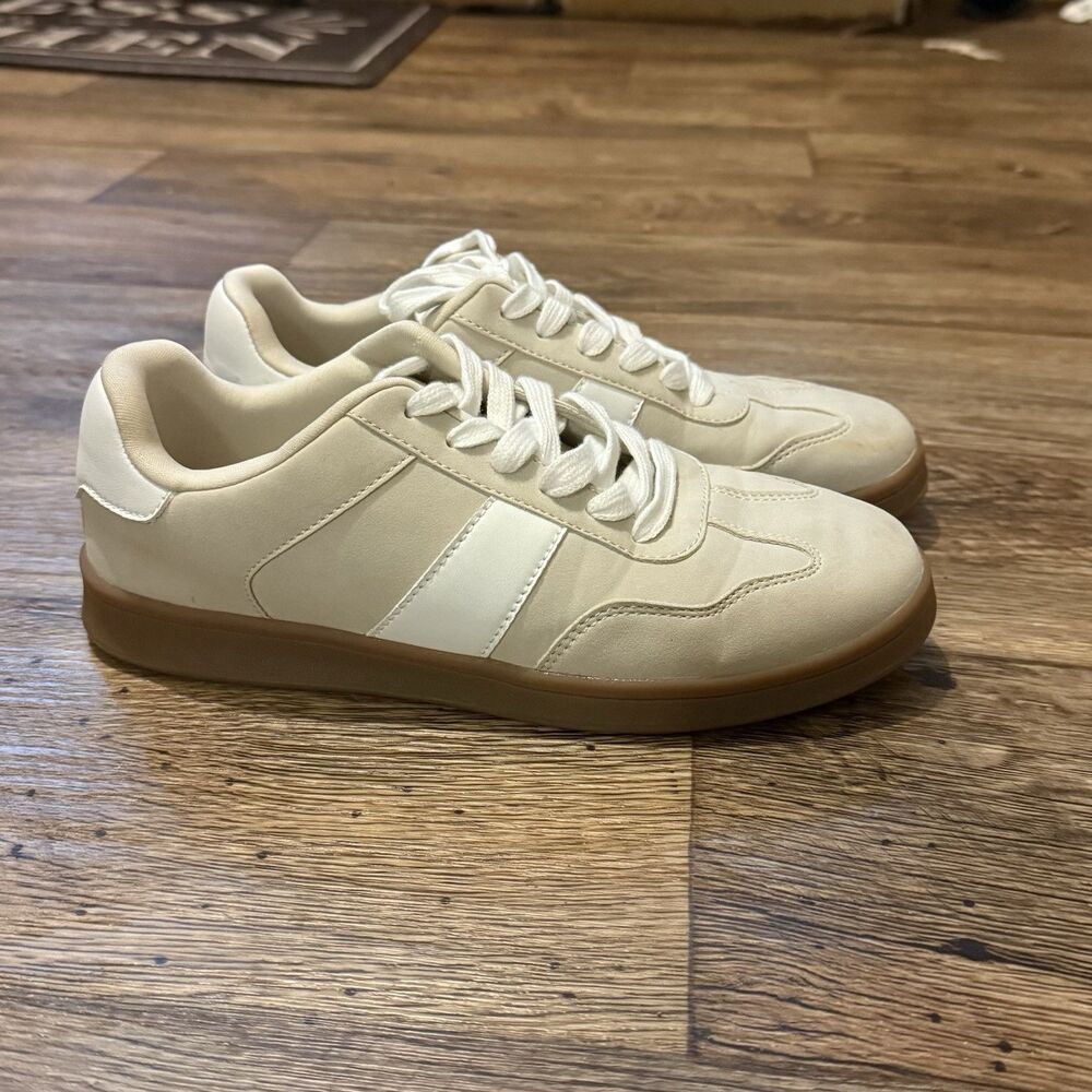 American Eagle Outfitters Cream Athletic Shoes